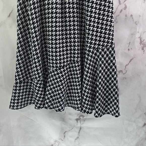 Aqua Dress Womens Small Black White Houndstooth Tank Mini Short Flounce Peplum - Picture 7 of 12